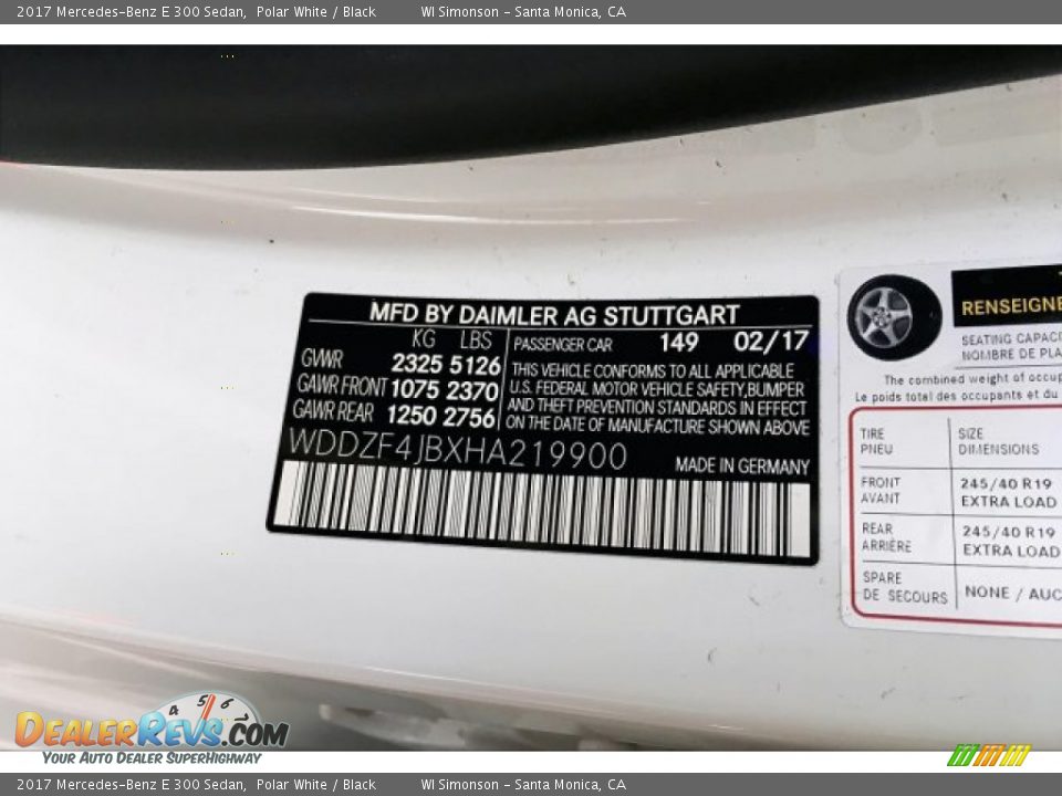 2017 Mercedes-Benz E 300 Sedan Polar White / Black Photo #24