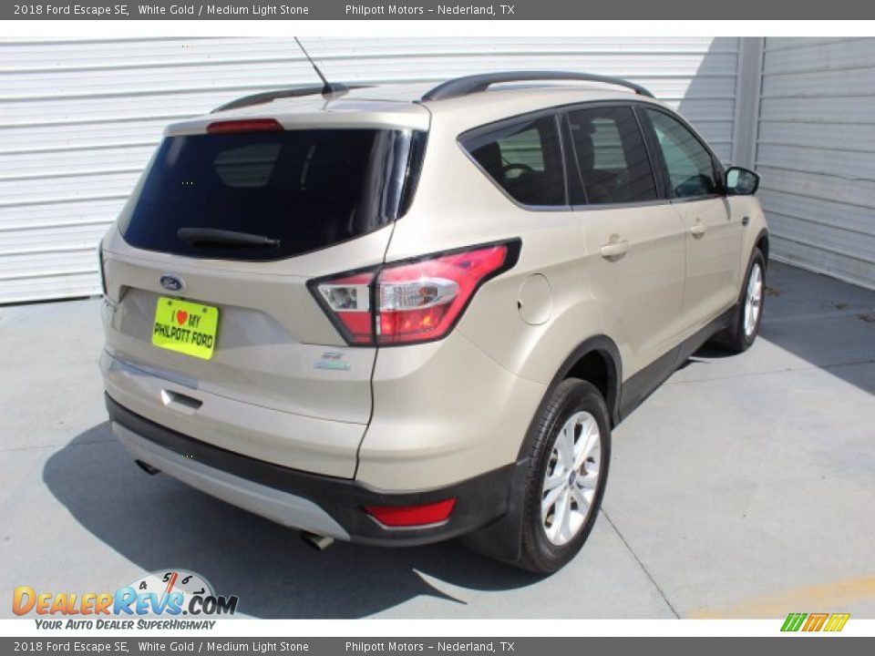 2018 Ford Escape SE White Gold / Medium Light Stone Photo #8
