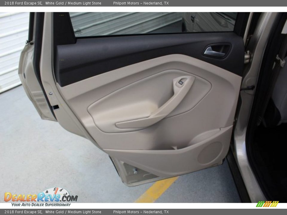 2018 Ford Escape SE White Gold / Medium Light Stone Photo #20