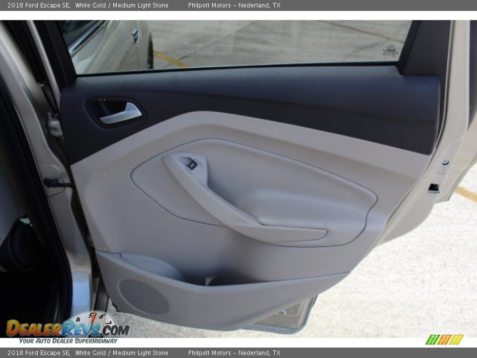 2018 Ford Escape SE White Gold / Medium Light Stone Photo #25