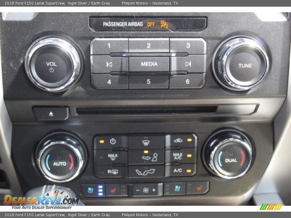 2018 Ford F150 Lariat SuperCrew Ingot Silver / Earth Gray Photo #18