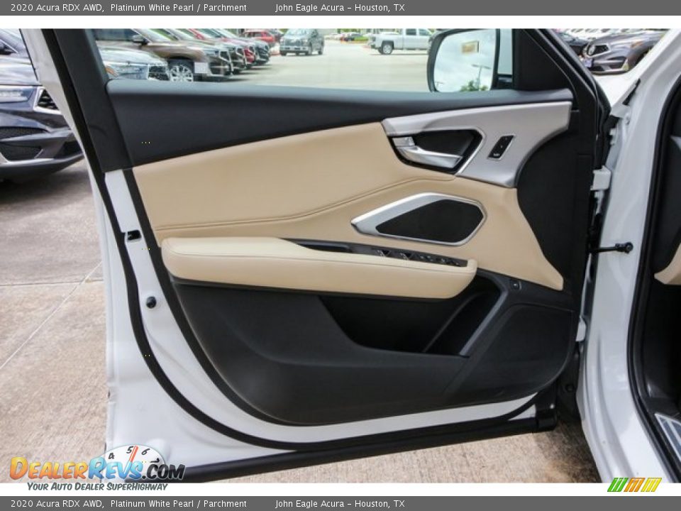 Door Panel of 2020 Acura RDX AWD Photo #15