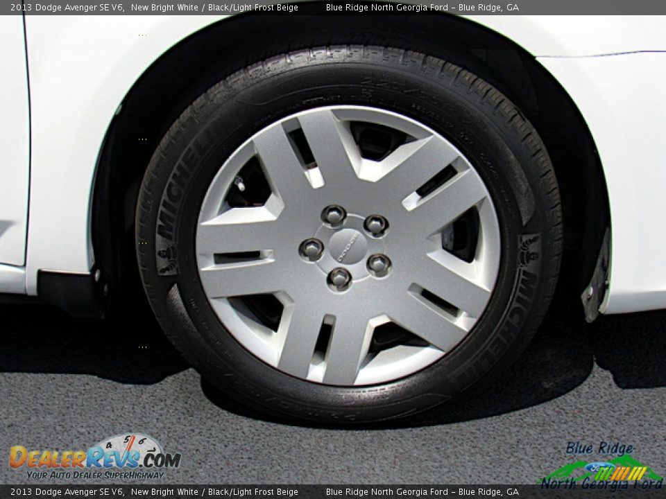 2013 Dodge Avenger SE V6 New Bright White / Black/Light Frost Beige Photo #9