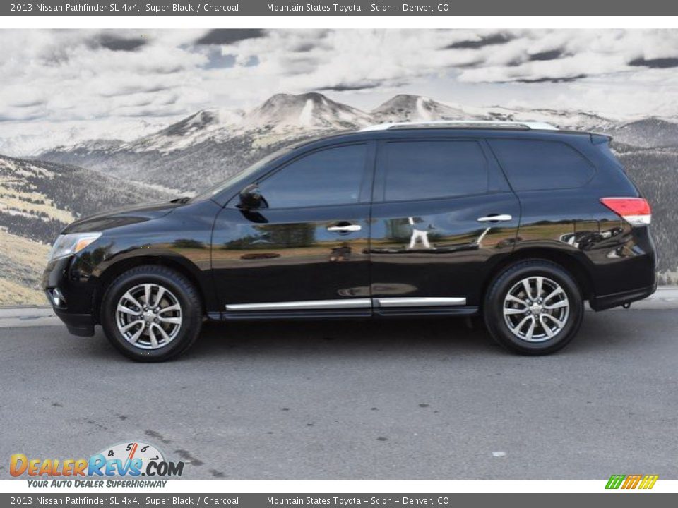 2013 Nissan Pathfinder SL 4x4 Super Black / Charcoal Photo #6