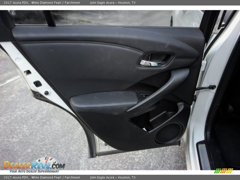 2017 Acura RDX White Diamond Pearl / Parchment Photo #20