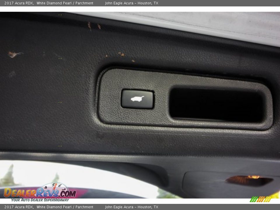 2017 Acura RDX White Diamond Pearl / Parchment Photo #22