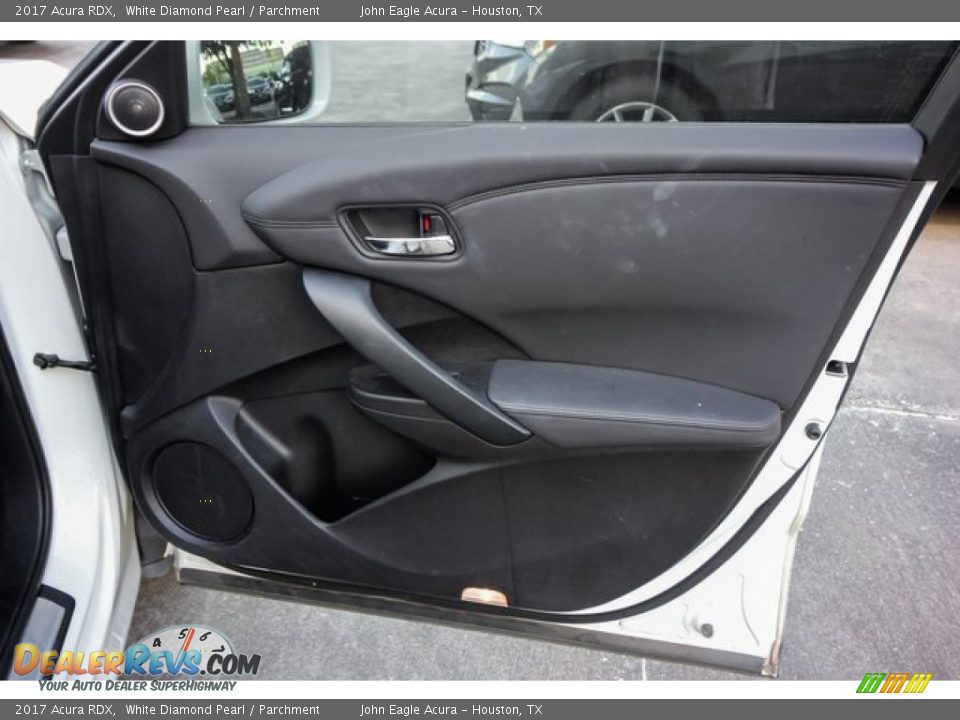 2017 Acura RDX White Diamond Pearl / Parchment Photo #25