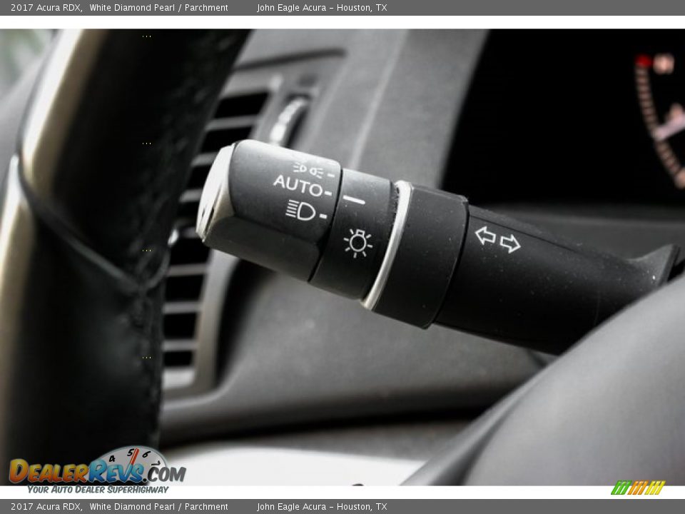 2017 Acura RDX White Diamond Pearl / Parchment Photo #33