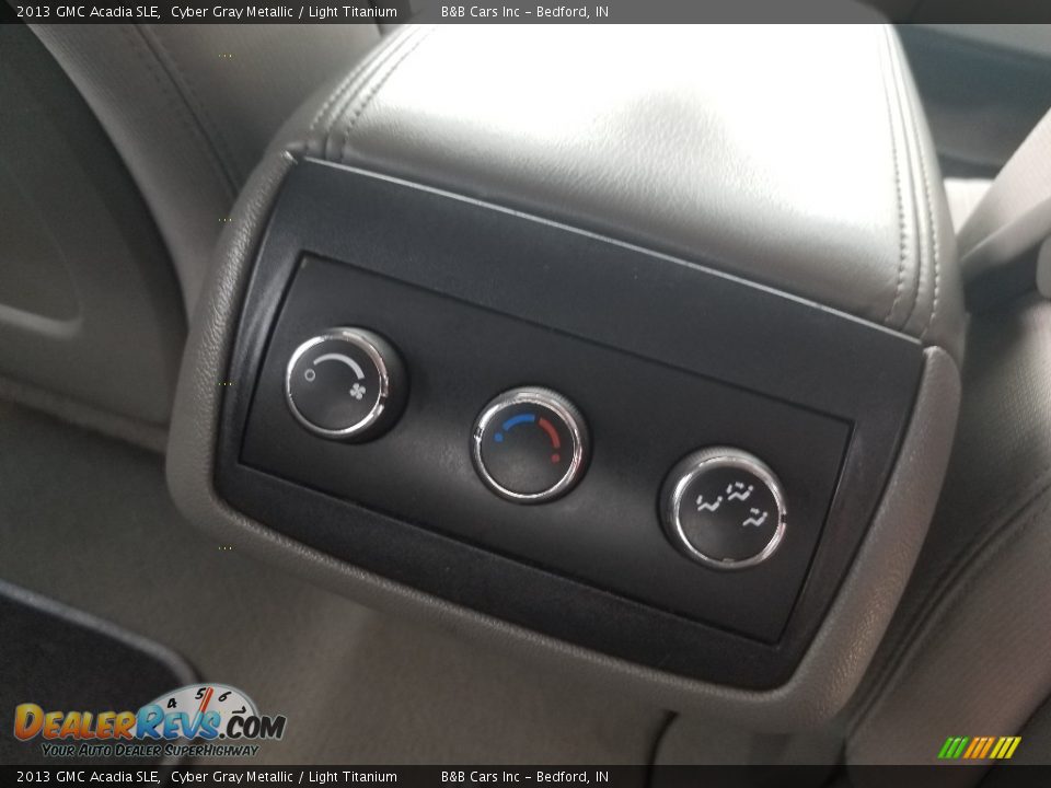 2013 GMC Acadia SLE Cyber Gray Metallic / Light Titanium Photo #21