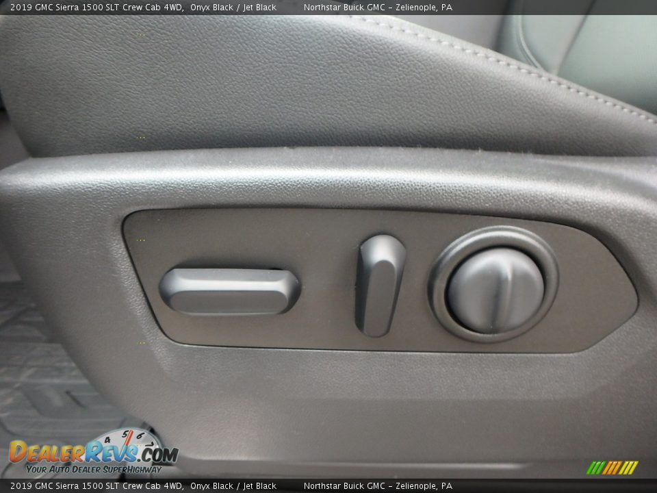2019 GMC Sierra 1500 SLT Crew Cab 4WD Onyx Black / Jet Black Photo #16
