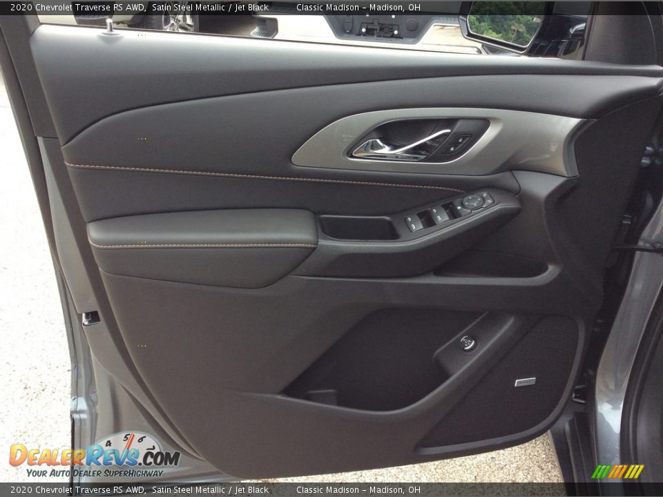 Door Panel of 2020 Chevrolet Traverse RS AWD Photo #8