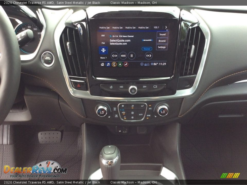 Controls of 2020 Chevrolet Traverse RS AWD Photo #14