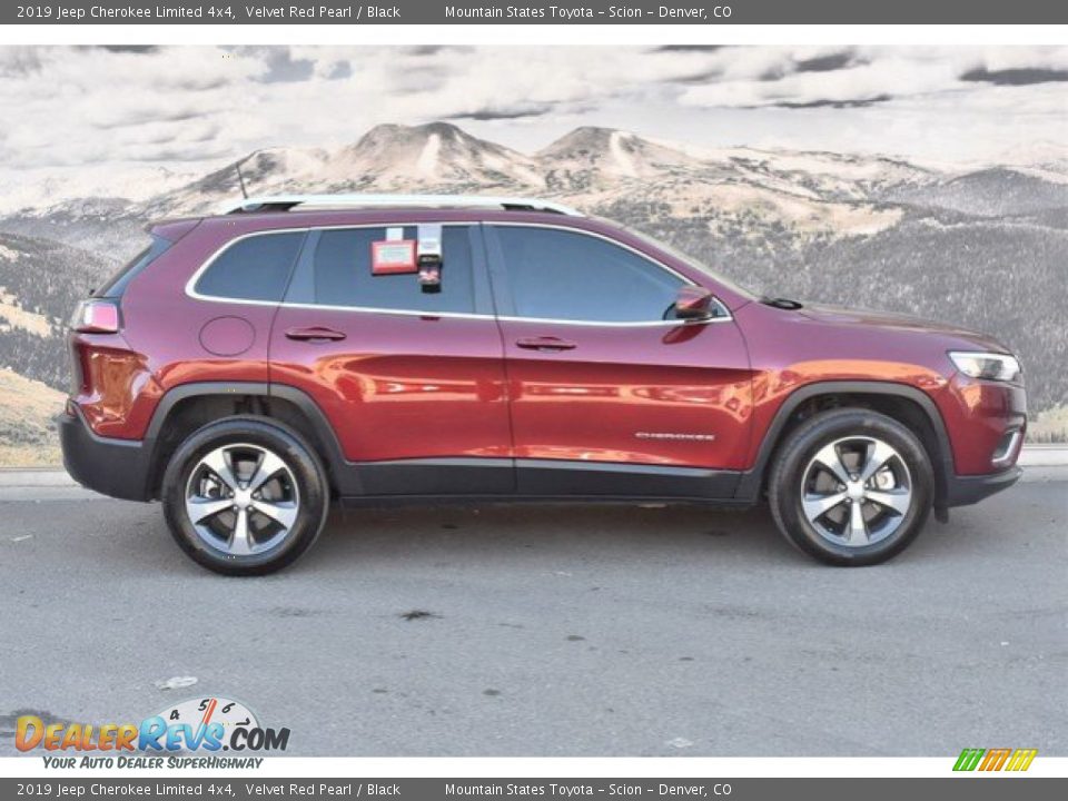 2019 Jeep Cherokee Limited 4x4 Velvet Red Pearl / Black Photo #2