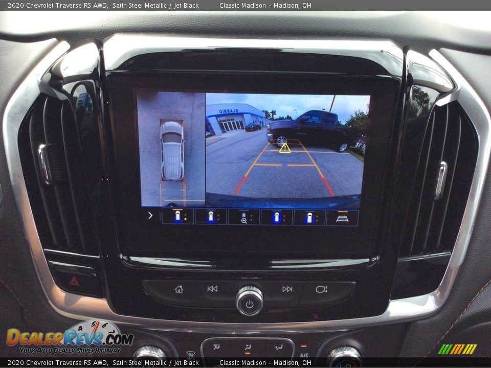 Controls of 2020 Chevrolet Traverse RS AWD Photo #22