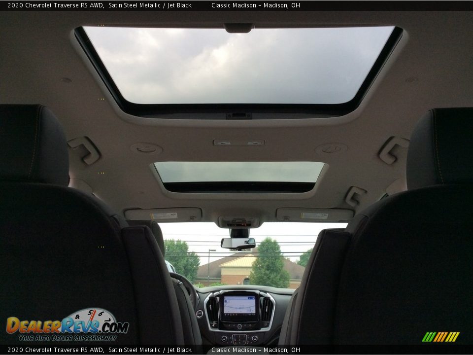 Sunroof of 2020 Chevrolet Traverse RS AWD Photo #25