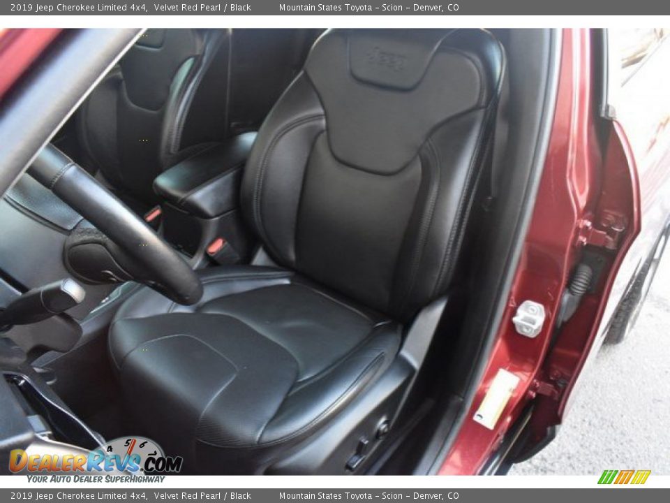 2019 Jeep Cherokee Limited 4x4 Velvet Red Pearl / Black Photo #12