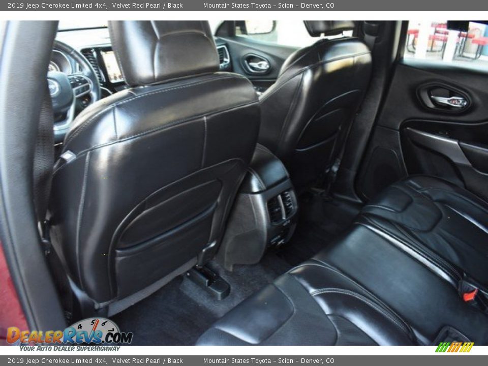 2019 Jeep Cherokee Limited 4x4 Velvet Red Pearl / Black Photo #19