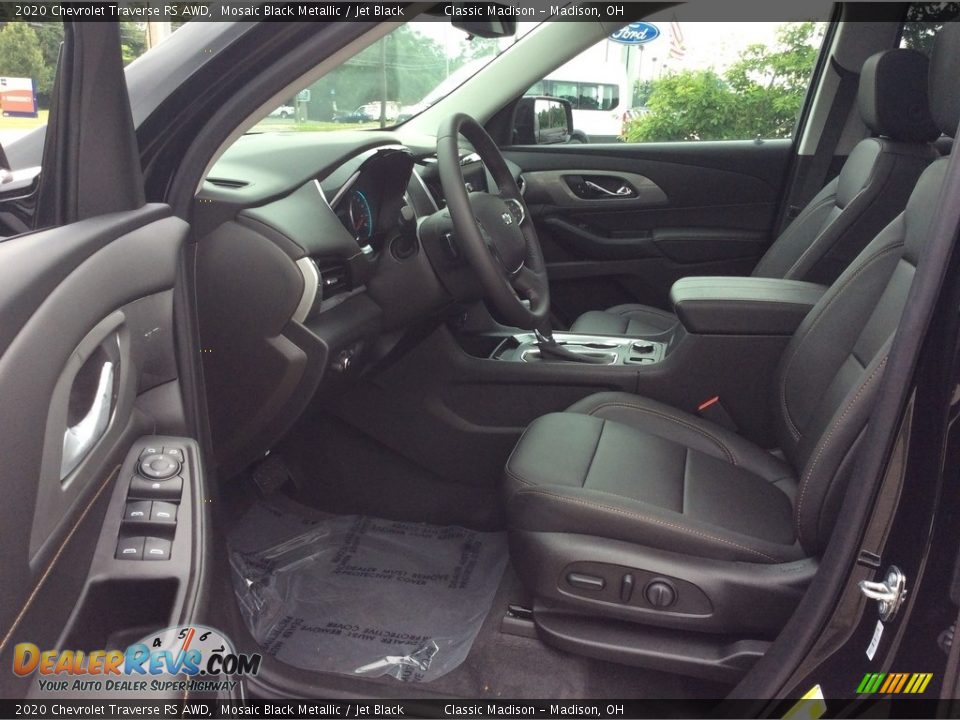 Front Seat of 2020 Chevrolet Traverse RS AWD Photo #9