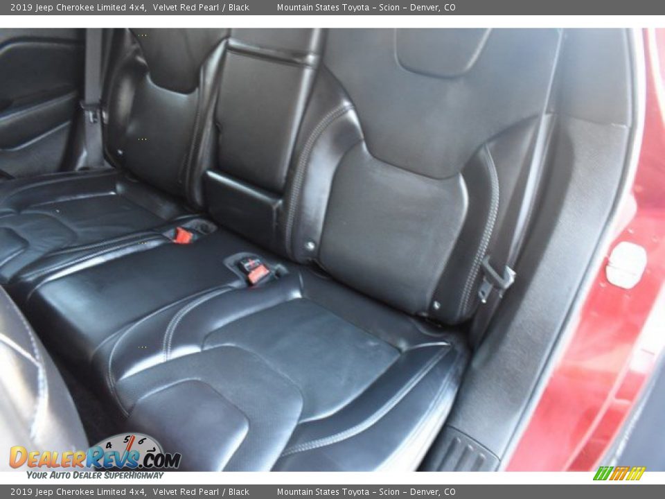 2019 Jeep Cherokee Limited 4x4 Velvet Red Pearl / Black Photo #21