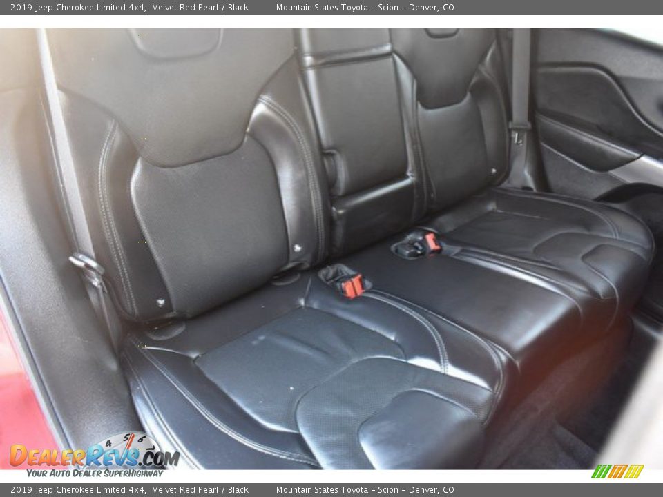 2019 Jeep Cherokee Limited 4x4 Velvet Red Pearl / Black Photo #22