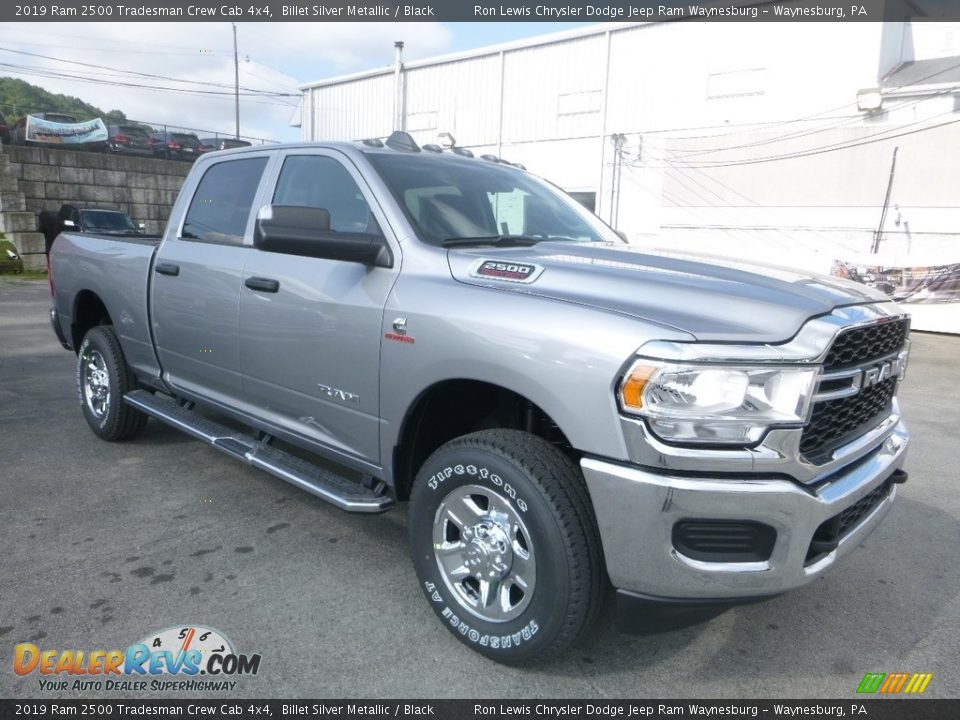 Front 3/4 View of 2019 Ram 2500 Tradesman Crew Cab 4x4 Photo #6