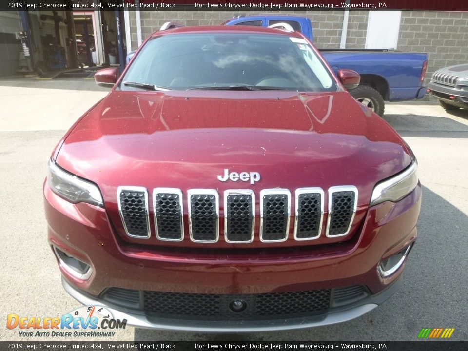 2019 Jeep Cherokee Limited 4x4 Velvet Red Pearl / Black Photo #7