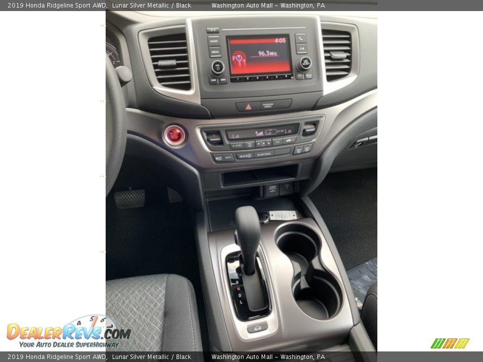 2019 Honda Ridgeline Sport AWD Lunar Silver Metallic / Black Photo #32