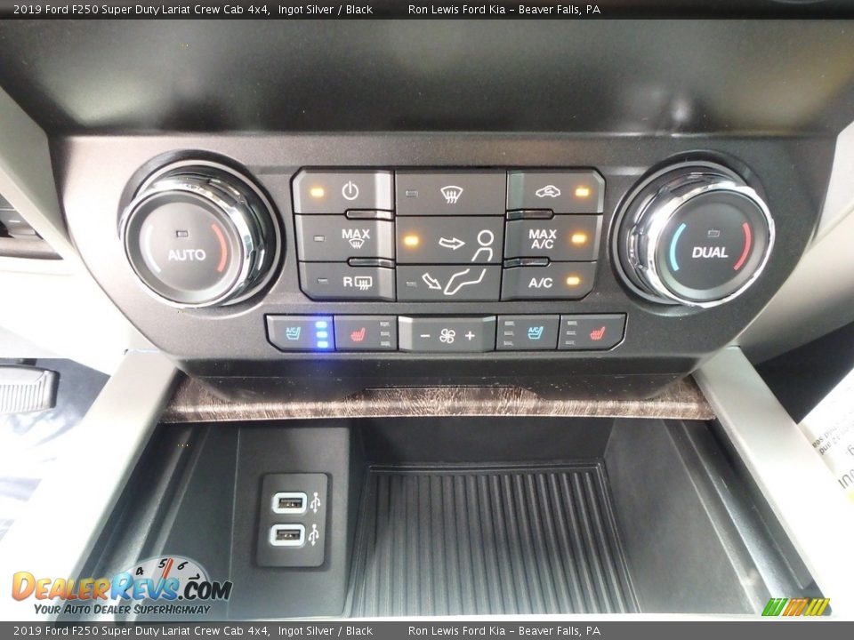 2019 Ford F250 Super Duty Lariat Crew Cab 4x4 Ingot Silver / Black Photo #18