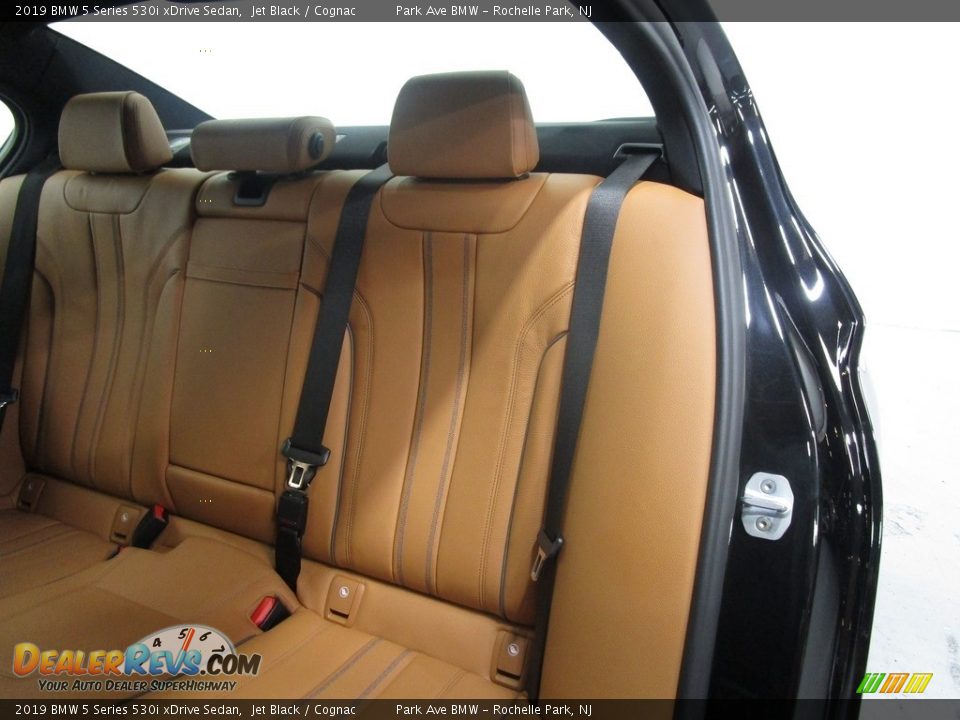 2019 BMW 5 Series 530i xDrive Sedan Jet Black / Cognac Photo #10