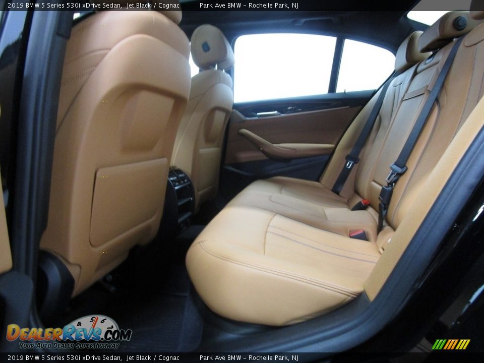 2019 BMW 5 Series 530i xDrive Sedan Jet Black / Cognac Photo #11