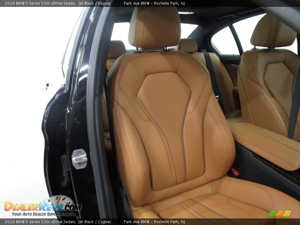 2019 BMW 5 Series 530i xDrive Sedan Jet Black / Cognac Photo #13