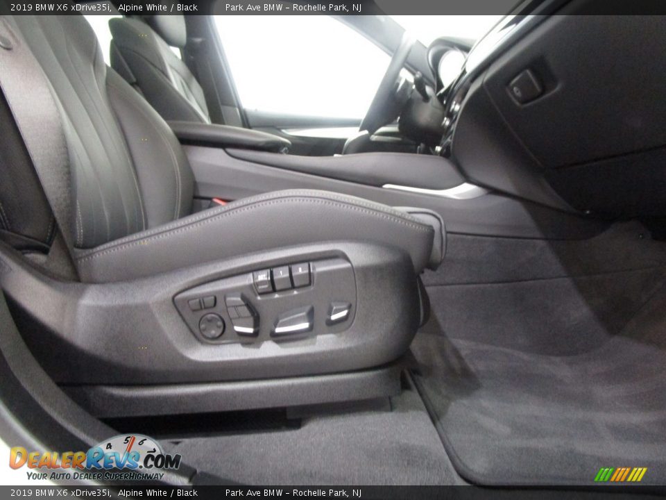 2019 BMW X6 xDrive35i Alpine White / Black Photo #16