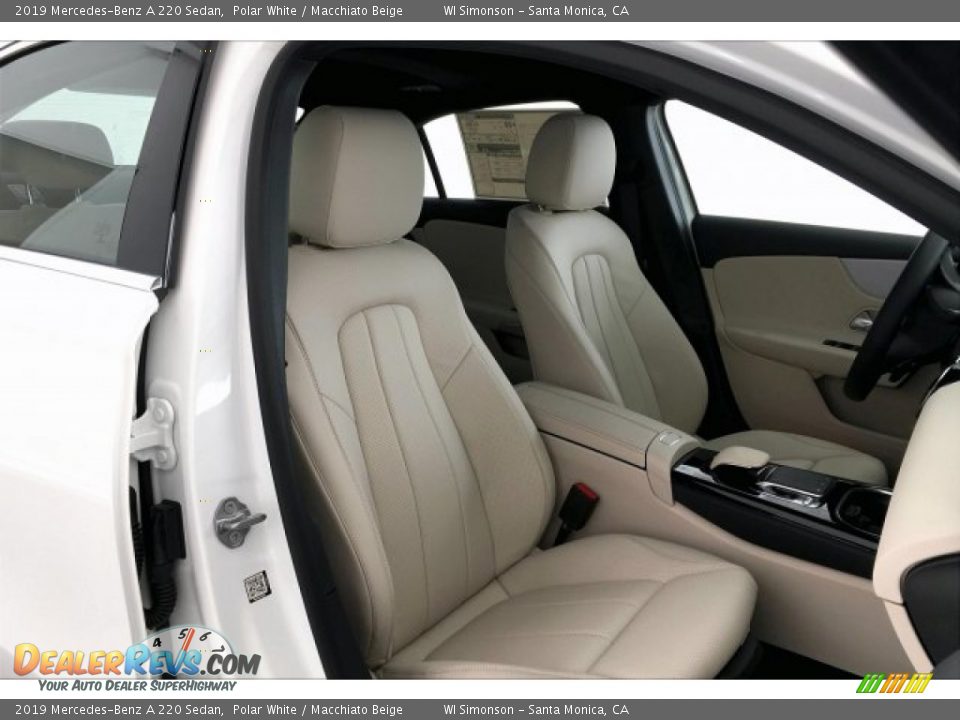 2019 Mercedes-Benz A 220 Sedan Polar White / Macchiato Beige Photo #5