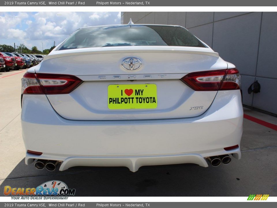2019 Toyota Camry XSE Wind Chill Pearl / Red Photo #7