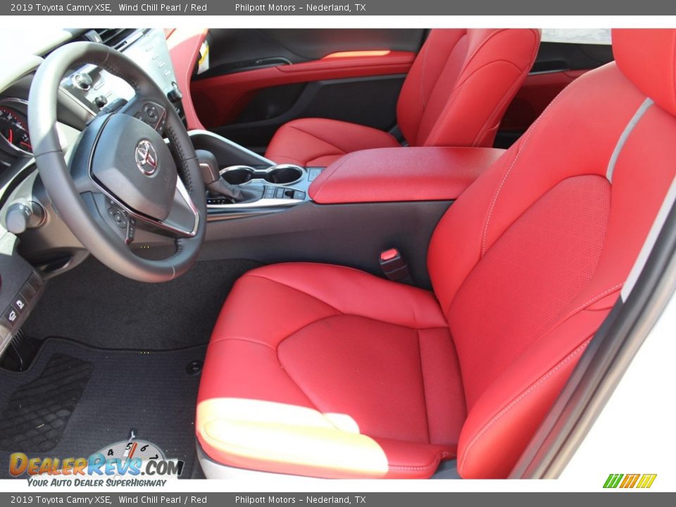 2019 Toyota Camry XSE Wind Chill Pearl / Red Photo #10