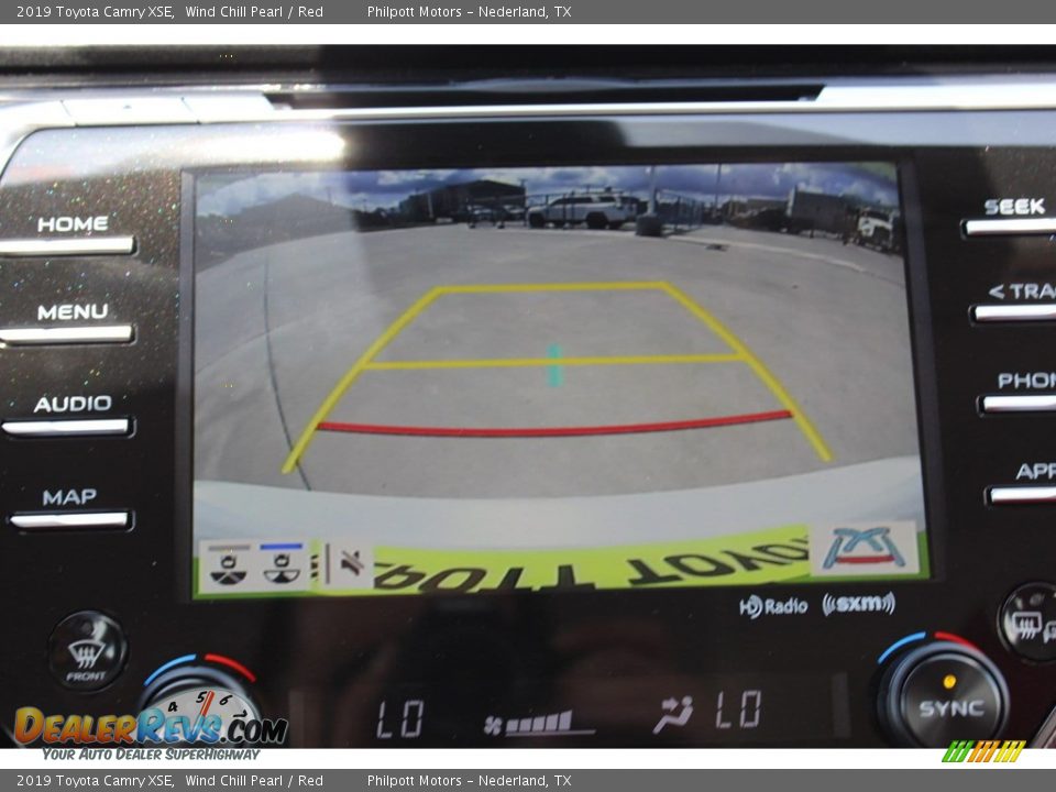 2019 Toyota Camry XSE Wind Chill Pearl / Red Photo #19