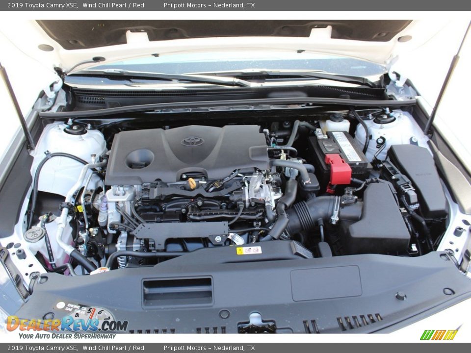 2019 Toyota Camry XSE Wind Chill Pearl / Red Photo #25