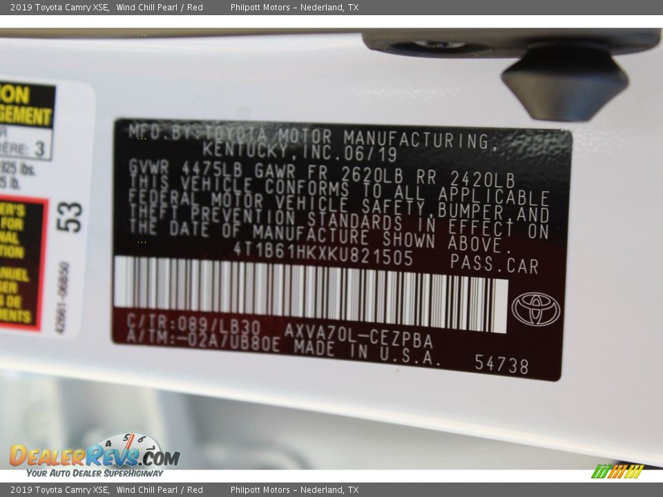 2019 Toyota Camry XSE Wind Chill Pearl / Red Photo #26