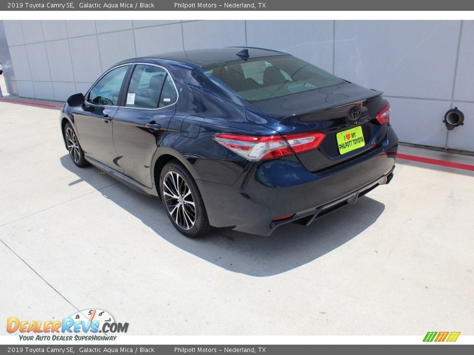 2019 Toyota Camry SE Galactic Aqua Mica / Black Photo #6