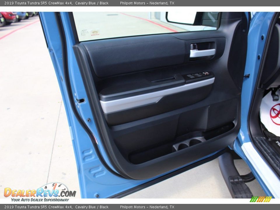 2019 Toyota Tundra SR5 CrewMax 4x4 Cavalry Blue / Black Photo #9