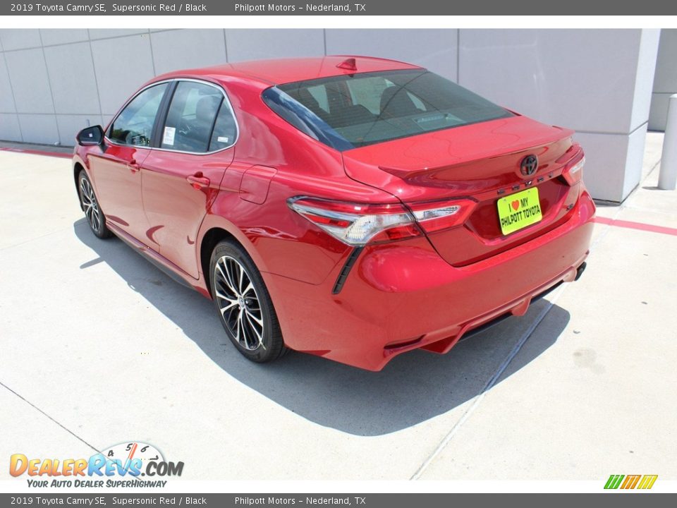 2019 Toyota Camry SE Supersonic Red / Black Photo #6
