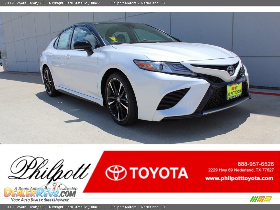 2019 Toyota Camry XSE Midnight Black Metallic / Black Photo #1