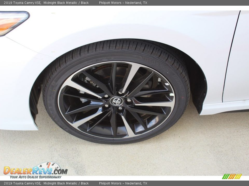 2019 Toyota Camry XSE Midnight Black Metallic / Black Photo #5