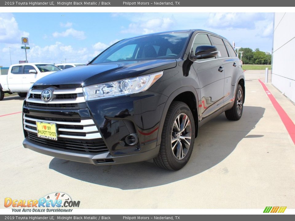 2019 Toyota Highlander LE Midnight Black Metallic / Black Photo #4