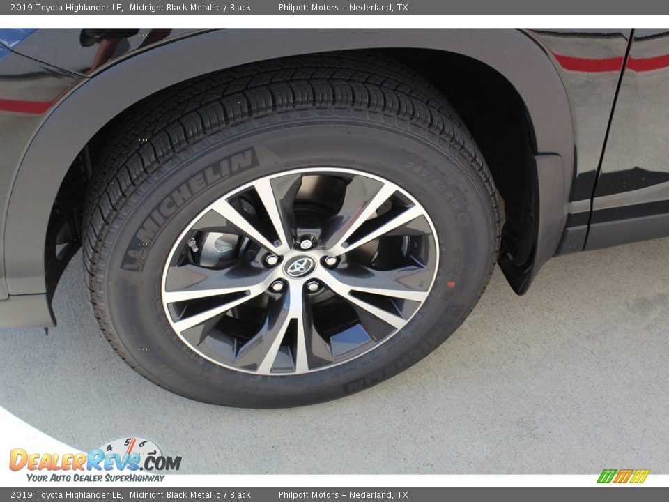 2019 Toyota Highlander LE Midnight Black Metallic / Black Photo #5