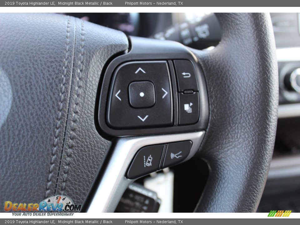 2019 Toyota Highlander LE Midnight Black Metallic / Black Photo #12