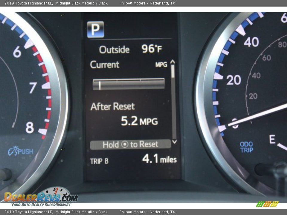 2019 Toyota Highlander LE Midnight Black Metallic / Black Photo #14
