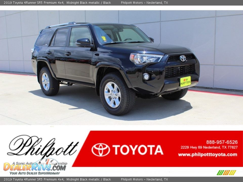 2019 Toyota 4Runner SR5 Premium 4x4 Midnight Black metallic / Black Photo #1