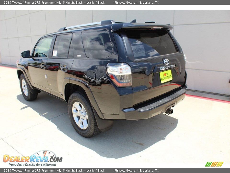 2019 Toyota 4Runner SR5 Premium 4x4 Midnight Black metallic / Black Photo #6