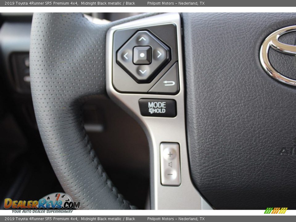 2019 Toyota 4Runner SR5 Premium 4x4 Midnight Black metallic / Black Photo #12